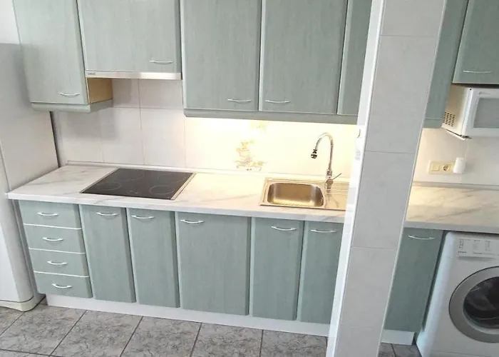 Appartement Mediterraneo, Muy Centrico, En Plaza Triangular, Soleado, Con Jardines Y Piscina Y La Playa Enfrente Andando, Con Parking Exterior Comunitario Benidorm